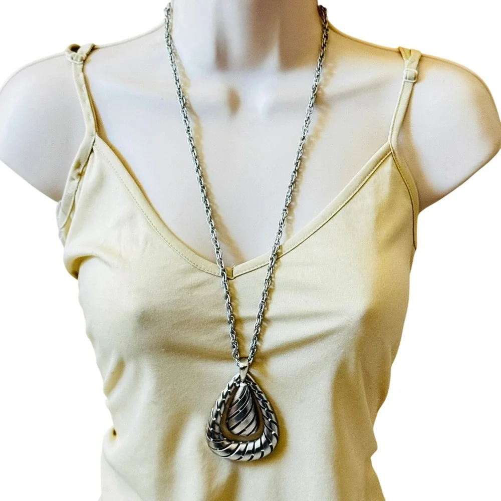 VTG Crown Trifari Modernist Necklace Bold Chunky Statement Silver MCM Openwork